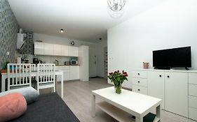 Apartament 28